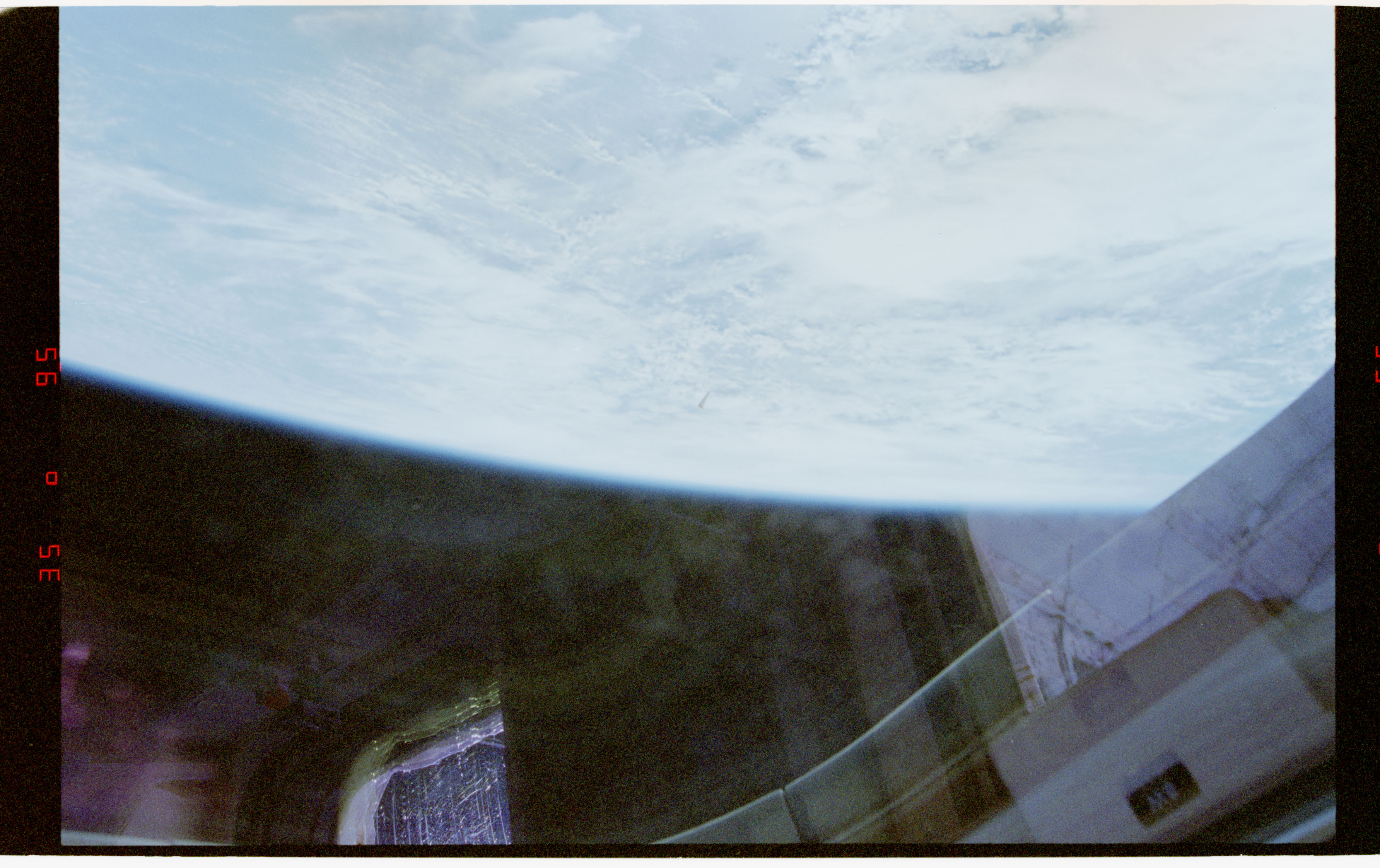 NASA-UAP-D032 STS-80-Unidentified-Object-Image3 1996